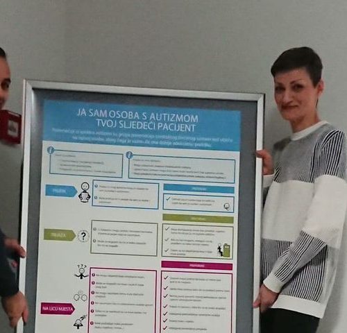 Autizam, slika Udruga za autizam je u Općoj bolnici Zadar postavila edukativne plakate “Ja sam osoba s autizmom tvoj sljedeći pacijent”