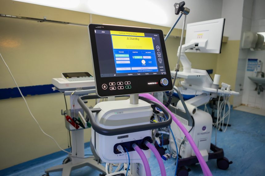 VRHUNSKA RESPIRATORNA POTPORA ZA NAJTEŽE PACIJENTE VRHUNSKA RESPIRATORNA POTPORA ZA NAJTEŽE PACIJENTE